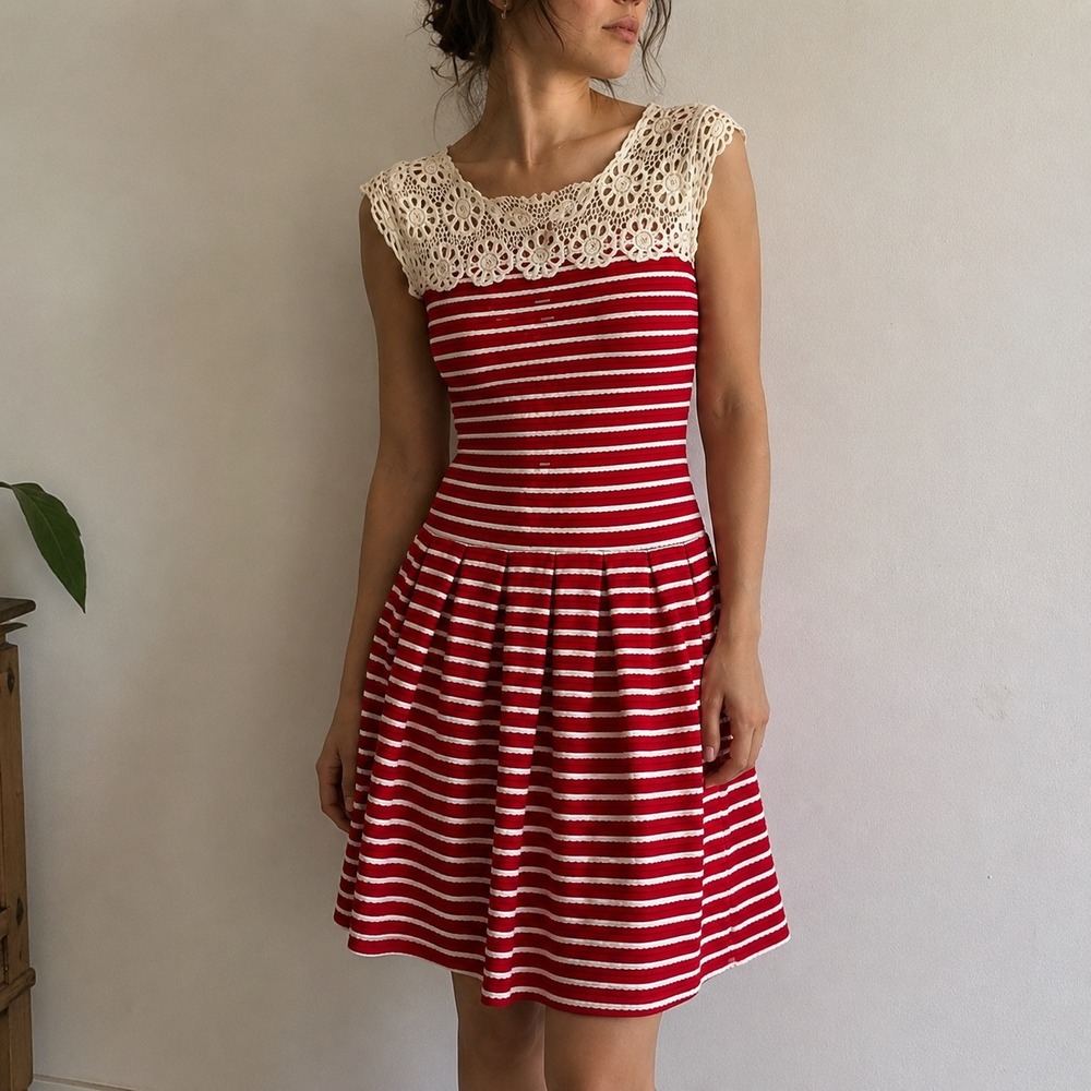 Esley Red Striped Dress Crochet Lace Neckline Size Medium‎ Nautical Preppy